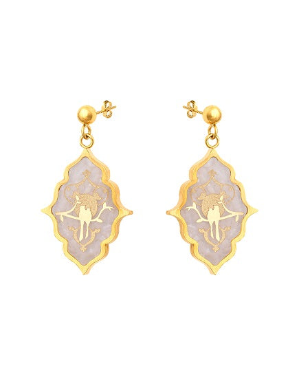 Hila earrings made of pearl stone, 24 carat gold leaf and anti-allergic stainless steel