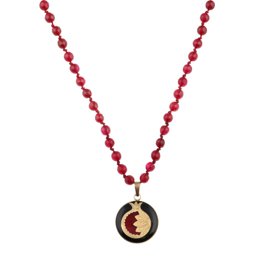 Necklace, Yalda, 24 carat gold leaf, stainless steel, red jade gemstone
