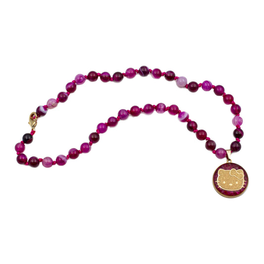 Necklace with Hello Kitty pendant made of 24 carat gold leaf, agate stone